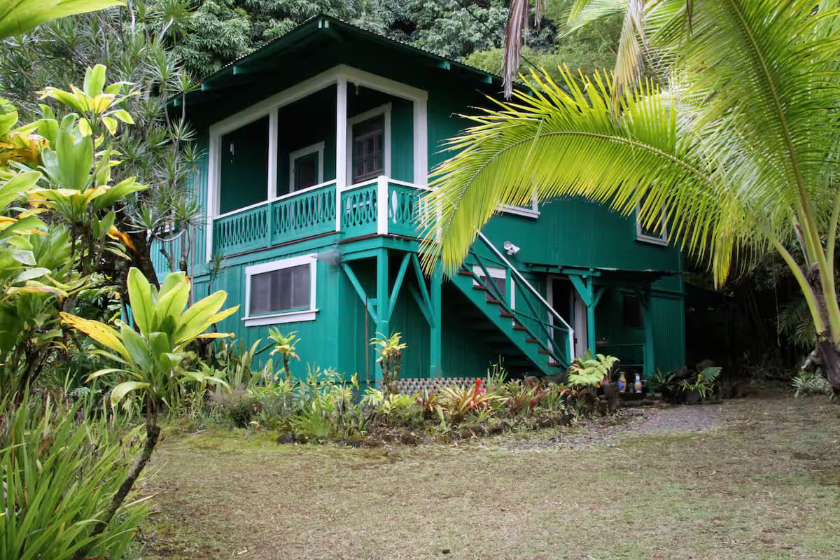 Pu'uhonua House exterior